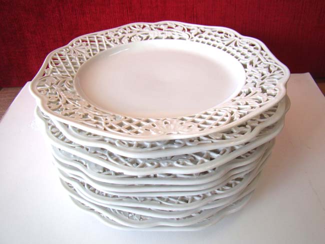 An attractive set of 10 reticulated and scalloped edge 9" dessert plates — image 2